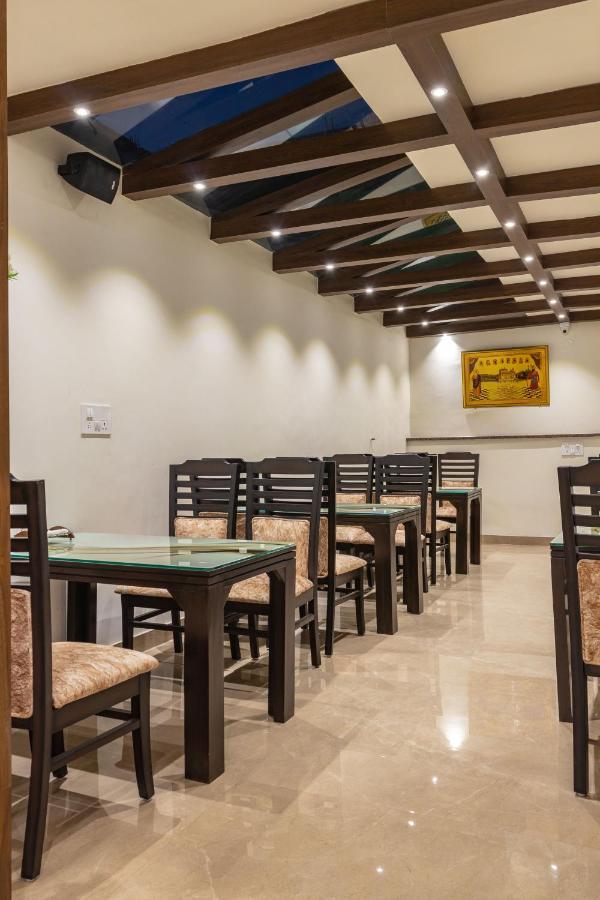 De Manora Homes - Unpretentious Hotel With A Garden , Posh Area Ranjit Avenue Amritsar Extérieur photo